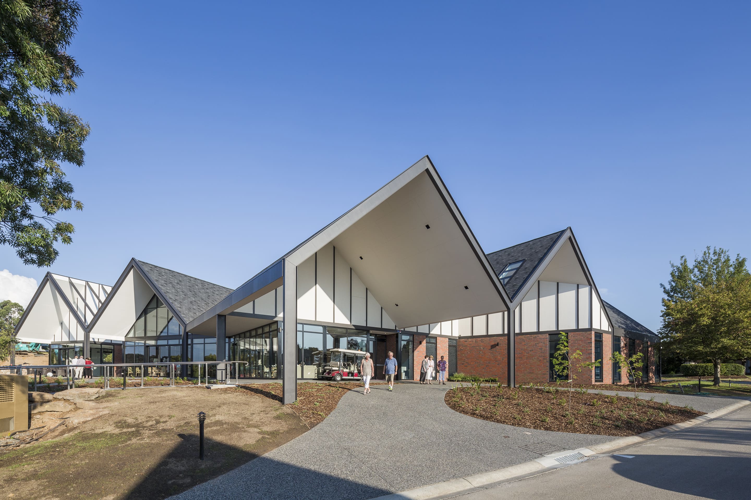 2Construct - Tudor Village Community Centre 01