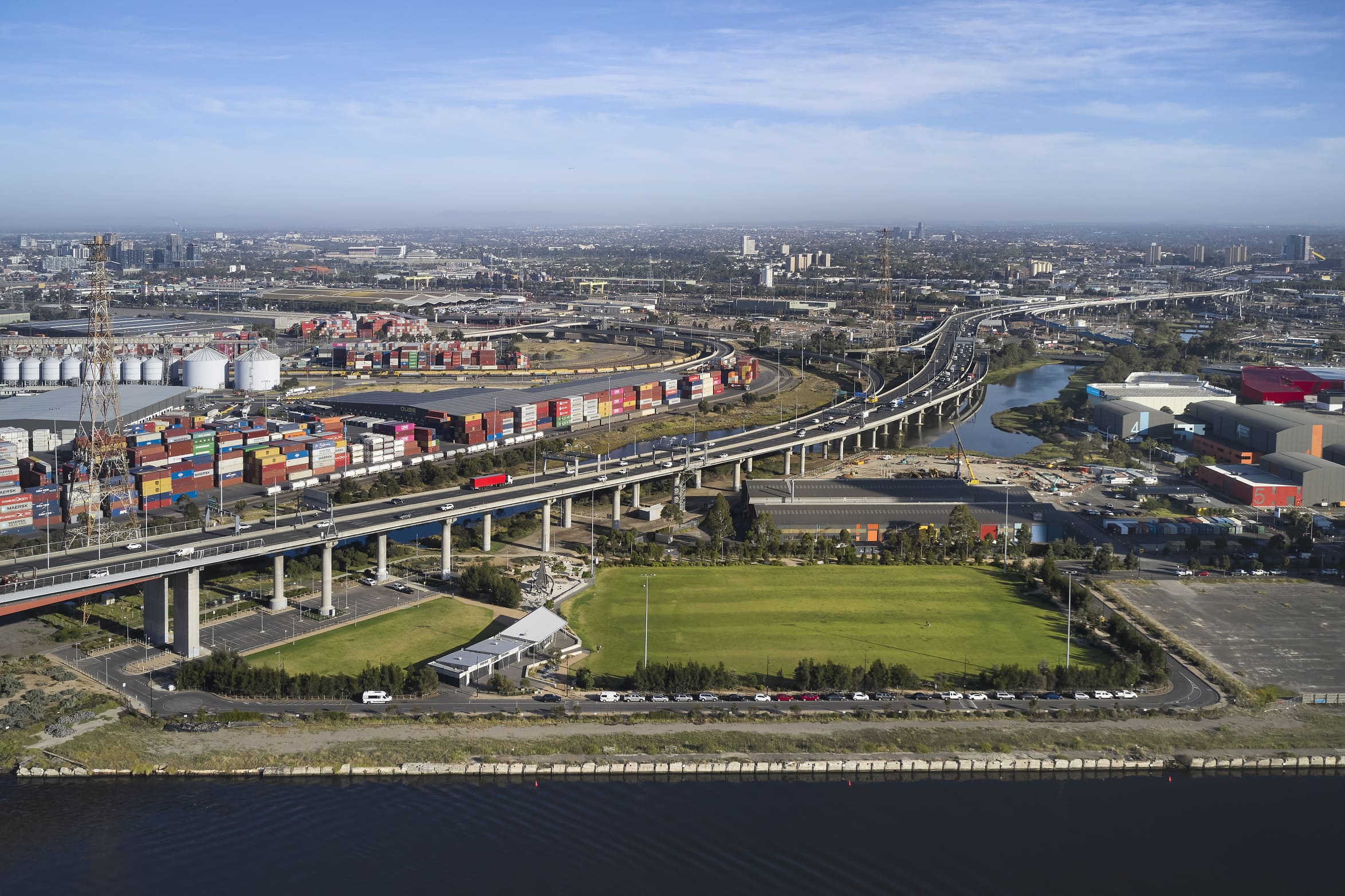 2Construct - Ron Barassi Snr Park 01