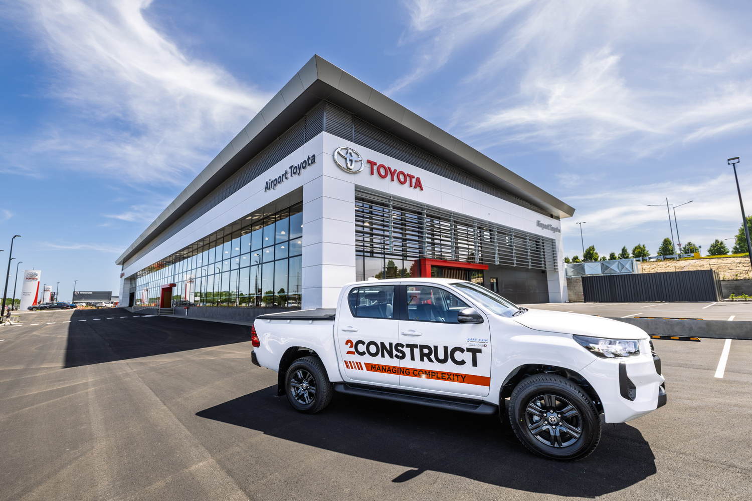 2Construct_Toyota_Essendon_2Con_300dpi--3