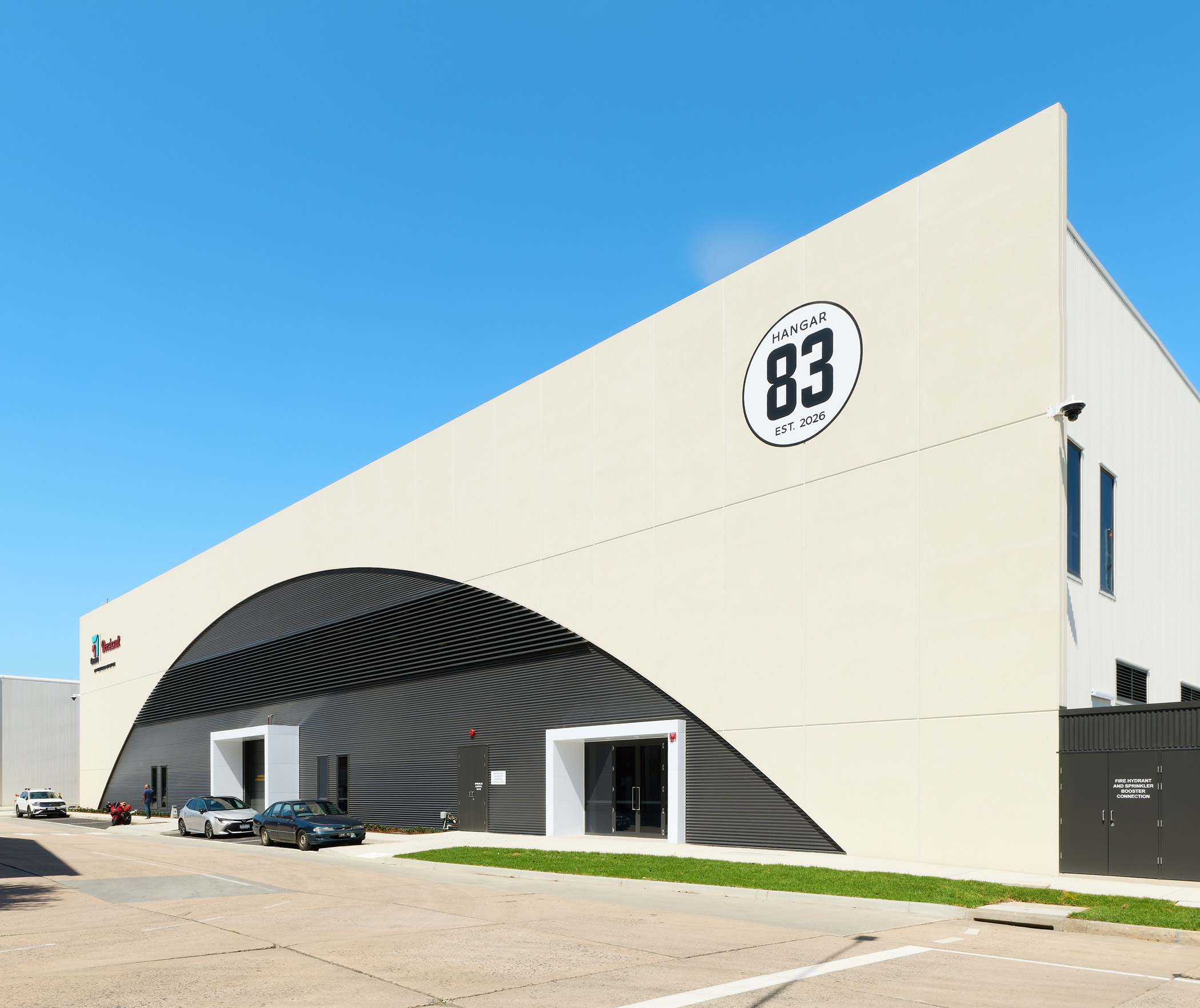 Hangar83_2Construct_26-03-06_032