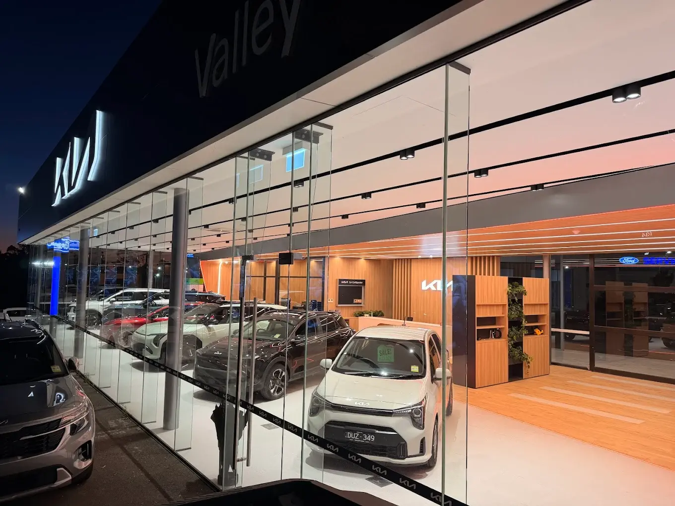 2Construct_Valley Kia3